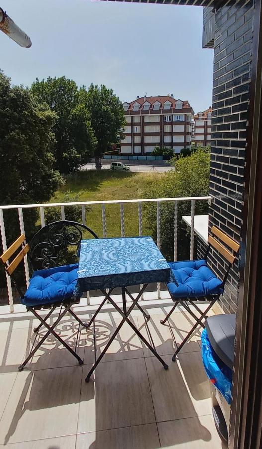 Apartamento Noja Beach Bagian luar foto